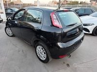 Usata Fiat Punto Lounge 85 CV (62 kW) 2015 Nero Utilitaria