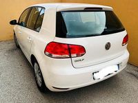 Usata VW Golf VI 65 CV (47 kW) 2011 Bianco Utilitaria