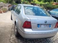Käytetty VW Bora 116 HP (85 kW) 2001 Harmaa Sedan