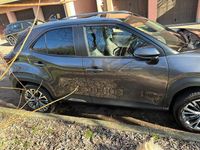 Usata Toyota Yaris Cross Lounge 116 CV (85 kW) 2022 Grigio SUV