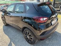 Usata Renault Captur Life 90 CV (66 kW) 2019 Nero SUV
