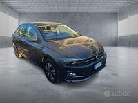 Usata VW Polo Comfortline 95 CV (69 kW) 2021 Grigio Berlina