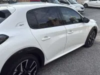Usata Peugeot 208 GT 101 CV (74 kW) 2024 Bianco Utilitaria