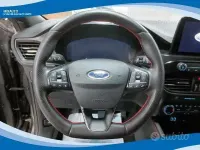 Usata Ford Kuga ST-Line 225 CV (165 kW) 2021 Grigio SUV