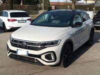 Usata VW T-Roc R-line 150 CV (110 kW) 2022 Ascot grey tetto black SUV