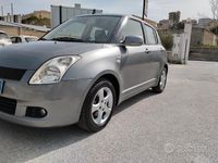 Usata Suzuki Swift GLX 70 CV (51 kW) 2007 Grigio Utilitaria