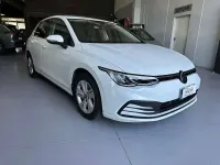 Usata VW Golf VIII Life 110 CV (80 kW) 2022 Bianco Berlina