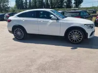Begagnad Mercedes GLC220 Premium 194 HK (142 kW) 2019 Vit Sportkupé