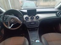 Usata Mercedes GLA200 150 CV (110 kW) 2015 Nero SUV