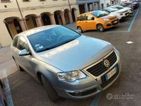 Usata VW Passat 105 CV (77 kW) 2006 Grigio Berlina