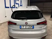 Usata Fiat Tipo Lounge 95 CV (69 kW) 2018 Argento Berlina