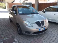 Usata Lancia Ypsilon 69 CV (50 kW) 2010 Beige Utilitaria