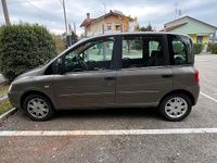 Usata Fiat Multipla 103 CV (75 kW) 2006 Grigio Monovolume