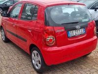 Usata Kia Picanto 63 CV (46 kW) 2009 Rosso Utilitaria
