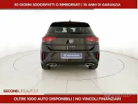 Usata VW T-Roc R-line 150 CV (110 kW) 2023 Nero SUV