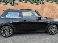 Usata Mini Cooper SE 75 kW (102 CV) 2021 Nero Utilitaria