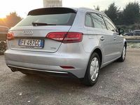 Usado Audi A3 Comfort 116 CV (85 kW) 2017 Gris Berlina