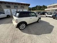 Usata Mini Cooper 122 CV (89 kW) 2010 Beige Utilitaria