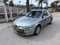 Usata Alfa Romeo 147 Distinctive 116 CV (85 kW) 2004 Grigio Utilitaria