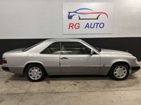 Usata Mercedes E300 188 CV (138 kW) 1989 Argento Coupé
