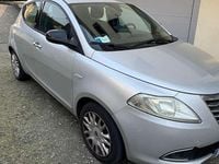 Usata Lancia Ypsilon Silver 95 CV (69 kW) 2013 Argento Utilitaria