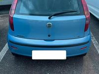 Usata Fiat Punto Dynamic 69 CV (50 kW) 2005 Utilitaria