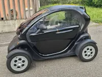 Usata Renault Twizy 13 kW (18 CV) 2015 Nero Utilitaria