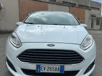 Usata Ford Fiesta 95 CV (69 kW) 2014 Bianco Utilitaria