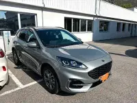 Usata Ford Kuga 120 CV (88 kW) 2022 Grigio SUV