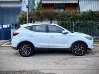 Usata MG ZS Luxury 106 CV (77 kW) 2024 Bianco SUV