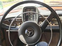 Usata Mercedes 220 120 CV (88 kW) 1962 Grigio Berlina