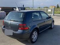 Usata VW Golf IV 110 CV (80 kW) 2001 Blu Berlina