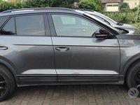 Usata VW T-Roc Style 116 CV (85 kW) 2022 Grigio SUV