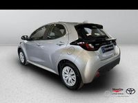 Usata Toyota Yaris Hybrid Active 92 CV (67 kW) 2025 Grigio Berlina