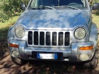 Usata Jeep Cherokee 143 CV (105 kW) 2004 Grigio SUV