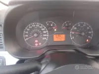 Usata Fiat Grande Punto 65 CV (47 kW) 2006 Grigio Utilitaria