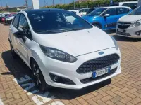 Usata Ford Fiesta Titanium 75 CV (55 kW) 2017 Bianco Utilitaria