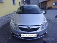 Usata Opel Corsa Club 80 CV (58 kW) 2008 Argento Berlina
