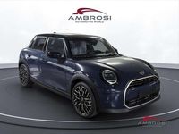 Nuova Mini Cooper Favoured 114 kW (156 CV) 2025 Blu Utilitaria