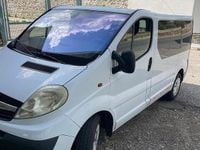 Usata Opel Vivaro 140 CV (102 kW) 2010 Bianco Monovolume