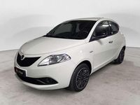Usata Lancia Ypsilon Gold 69 CV (50 kW) 2019 Bianco Utilitaria