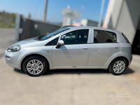 Usata Fiat Punto Lounge 69 CV (50 kW) 2015 Grigio Utilitaria