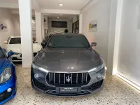 Usata Maserati Levante 275 CV (202 kW) 2017 Grigio SUV