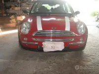 Usata Mini ONE 88 CV (64 kW) 2005 Rosso Utilitaria