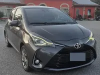 Usata Toyota Yaris Style 90 CV (66 kW) 2017 Grigio Berlina