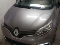 Usata Renault Captur Intens 90 CV (66 kW) 2015 Grigio SUV