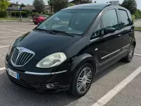 Usata Lancia Musa 2009 Nero Monovolume
