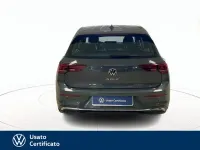 Usata VW Golf VIII Style 150 CV (110 kW) 2025 Grigio / pastello Berlina