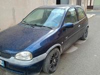Usata Opel Corsa 45 CV (33 kW) 2000 Blu Berlina