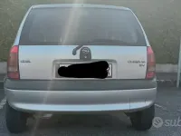 Usado Opel Corsa Swing 54 CV (39 kW) 1998 Gris Utilitario